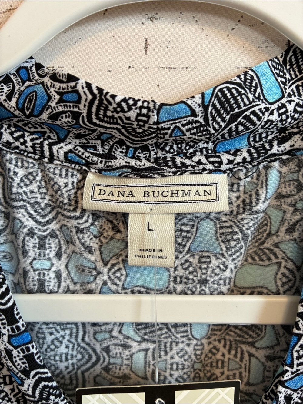 Dana Buchman Sleeveless V Neck Top in Blue/Black/White Pattern, sz L, NWT - Picture 4 of 15